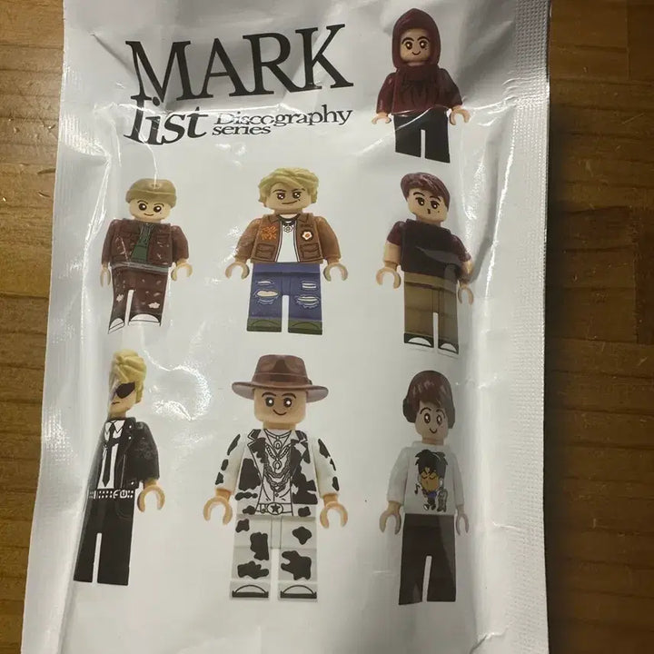 [BUNJANG] NCT Mark Lego Minifigure 7 Types Set (Sealed) / 마크 레고 미니피규어 7종 세트 미개봉