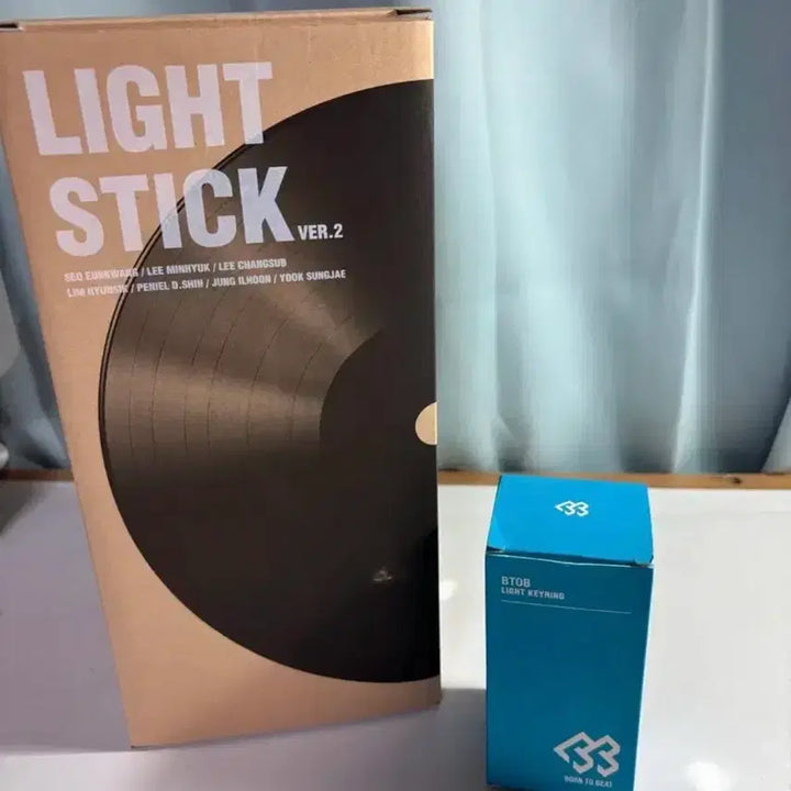 [BUNJANG] BTOB Official Lightstick Ver.2 + Lightstick Keyring / 비투비 응원봉ver.2 + 응원봉 키링 제발 구매해주세요