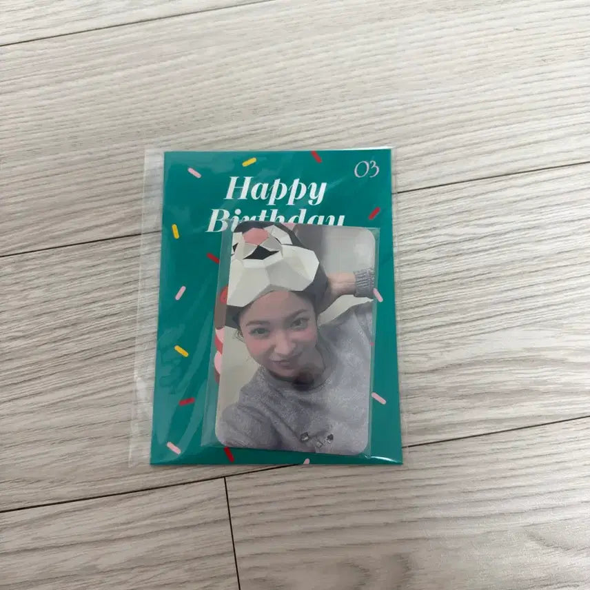 [BUNJANG] Red Velvet Yeri 2023 Birthday Photocard (Sealed) / 레드벨벳 예리 2023 생일카드 생일 포토카드