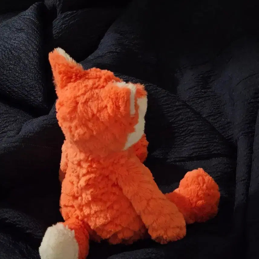 [BUNJANG] Tasted Fox Plush Doll / 테이스티드 여우 인형