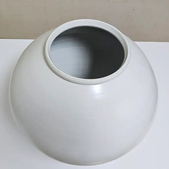 [BUNJANG] Large Matte Moon Jar (40cm) / 무광 대형 달항아리 2번  (40cm)