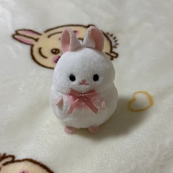 [BUNJANG] Fluffy Baby Mochi Rabbit Plush Doll / 푹신푹신 아기 모찌 토끼 인형 누이구루미 가챠