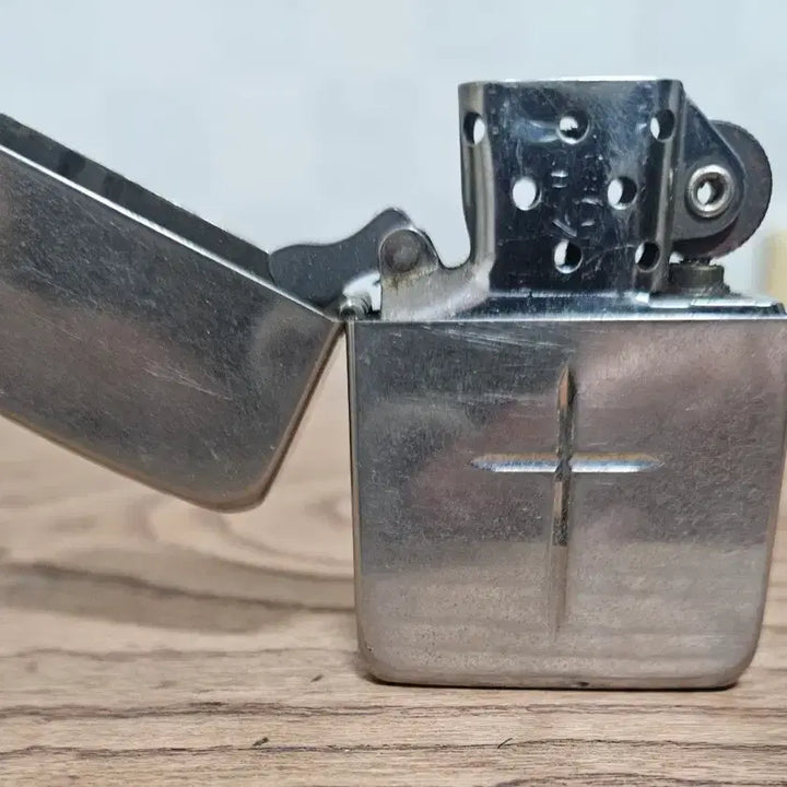 [BUNJANG] Zippo Lighter Cross Engraved Silver / 지포  크로스 각인 실버
