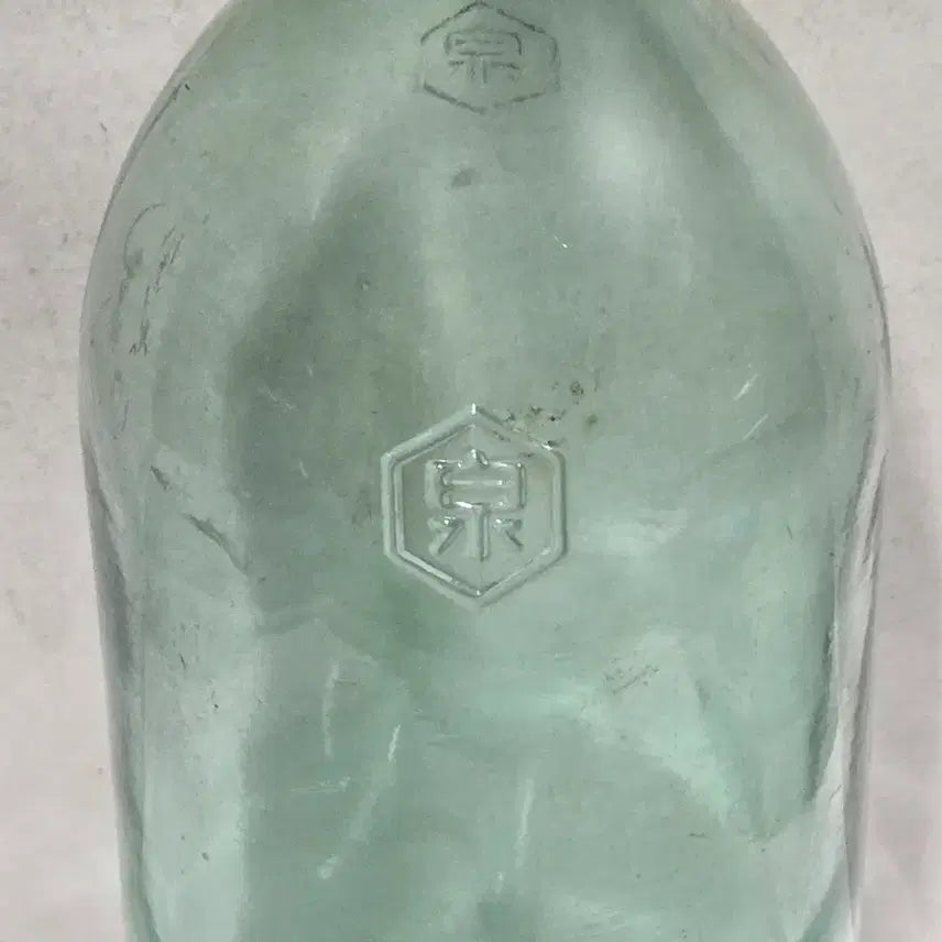 [BUNJANG] 1950s-1960s Vintage Sempio Glass Soy Sauce Bottle / 1950-60년대 빈티지 샘표 유리 간장병