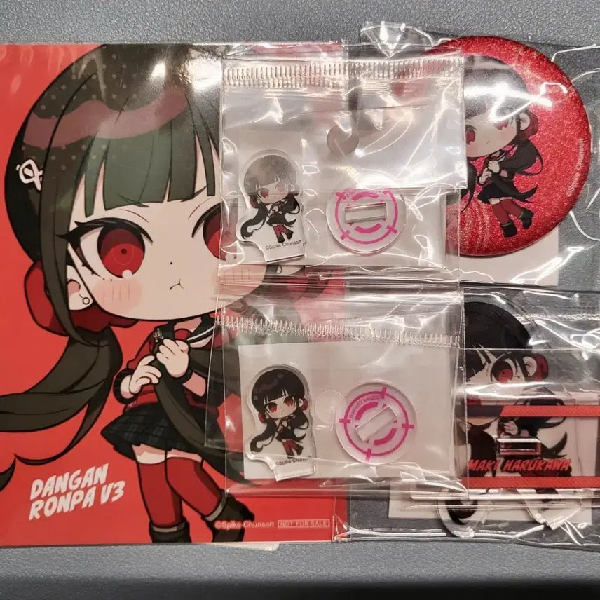 [BUNJANG] Danganronpa Haruka &amp; Maki Kuji Can Badge, Acrylic Stand, Postcard Set / 단간론파 하루카와마키 쿠지 캔뱃지 아크릴스탠드 엽서