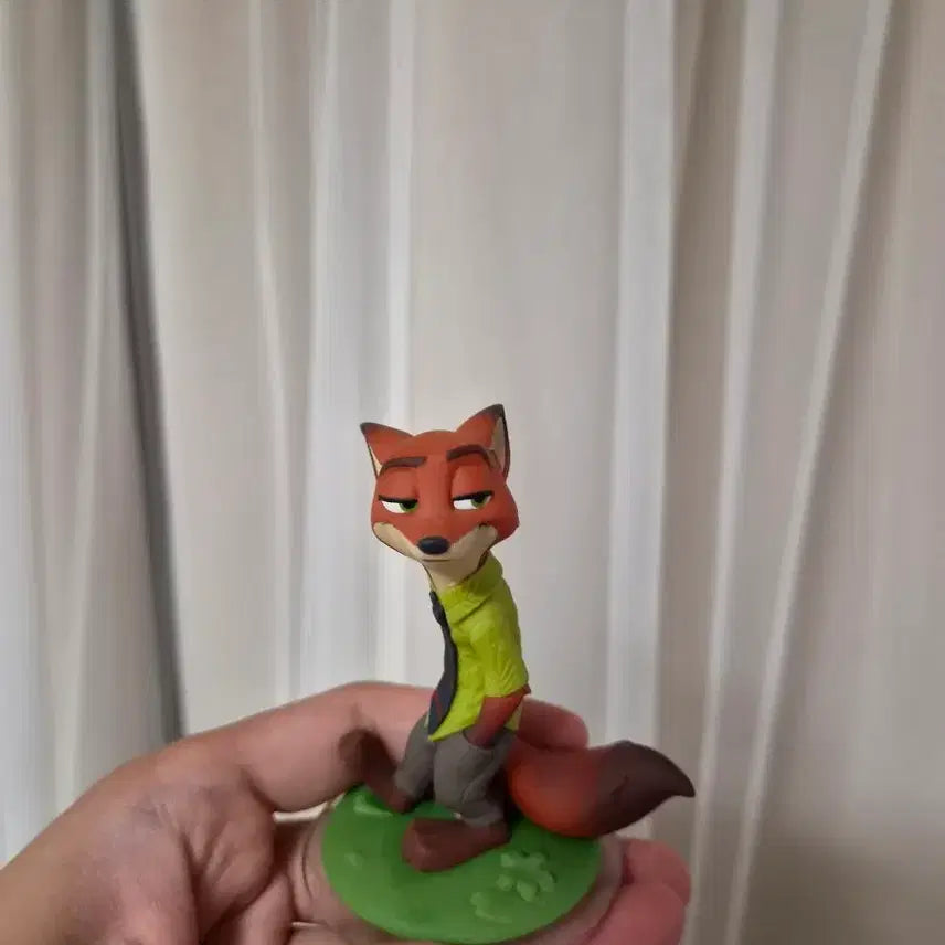 [BUNJANG] Zootopia Nick Wilde Figure / 주토피아 닉 피규어