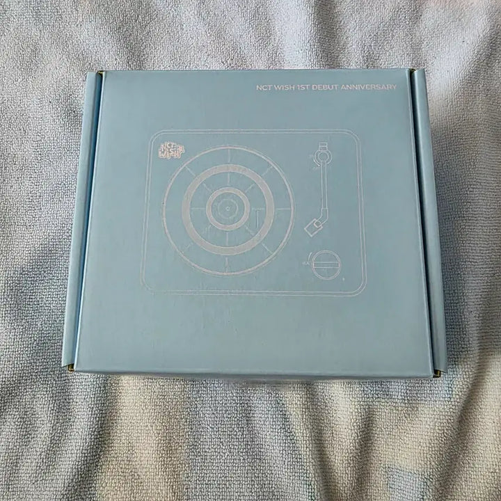 [BUNJANG] NCT WISH 1st Anniversary Riku Turntable Bluetooth Speaker Set Photocard / NCT WISH 1주년 턴테이블 블루투스 스피커 세트 리쿠ver