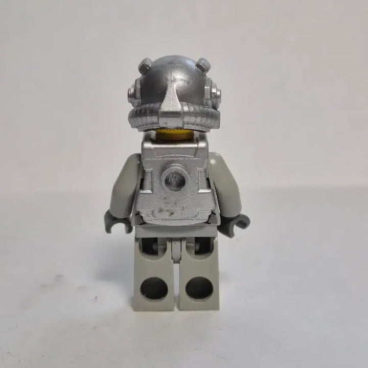 [BUNJANG] LEGO Power Miners Silver Engineer Minifigure / 레고 레고 파워 마이너스 엔지니어(실버) 미니피규어