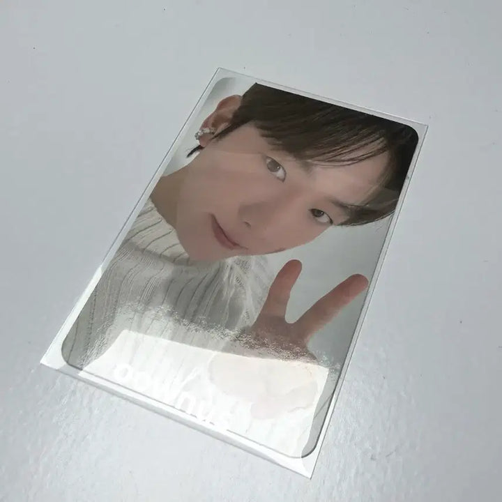 [BUNJANG] Baekhyun Lonsdaleite Hoodie (Under Original Price) / 원가 이하) 백현 론스달라이트 후드티