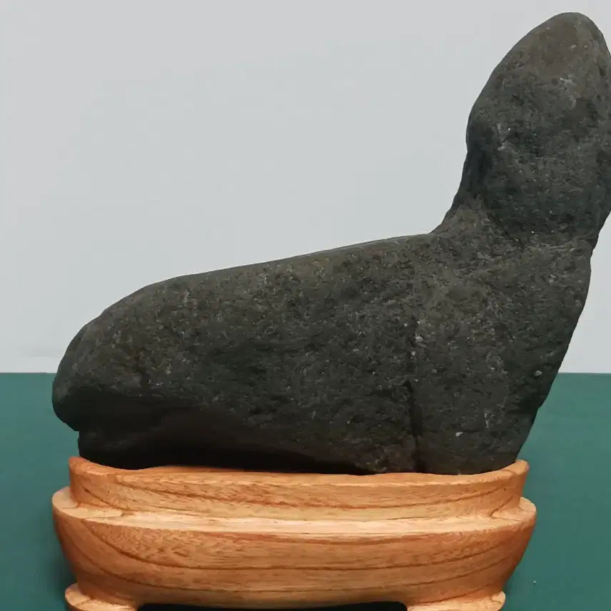 [BUNJANG] Natural Water-Formed Scholar Rock (Suiseki) with Wooden Stand / 수석(물형석)