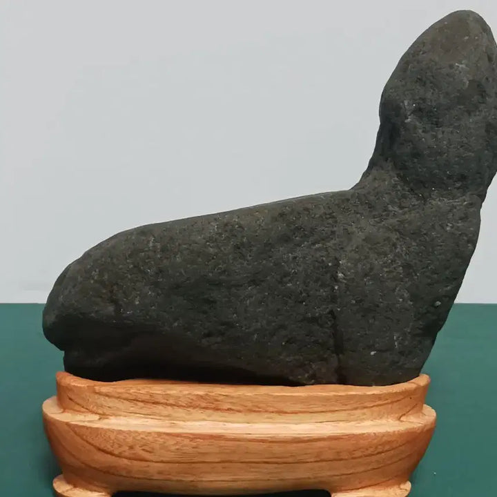 [BUNJANG] Natural Water-Formed Scholar Rock (Suiseki) with Wooden Stand / 수석(물형석)