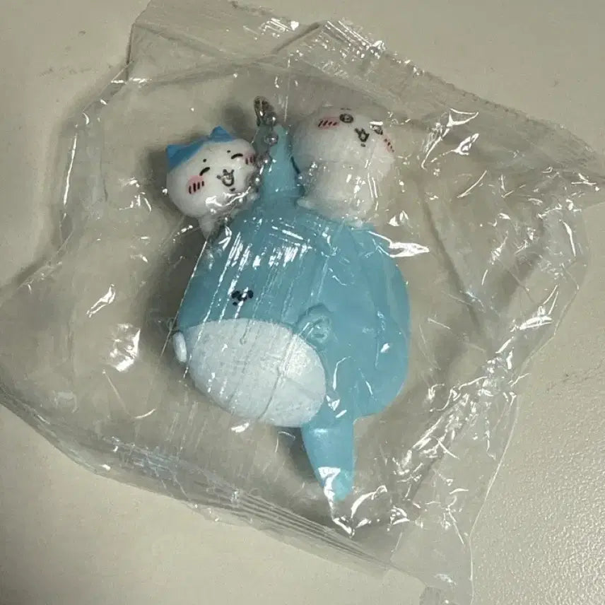 [BUNJANG] Chiikawa Aquarium Gacha Mola Mola Sealed / 미개봉 치이카와 수족관 가챠 개복치