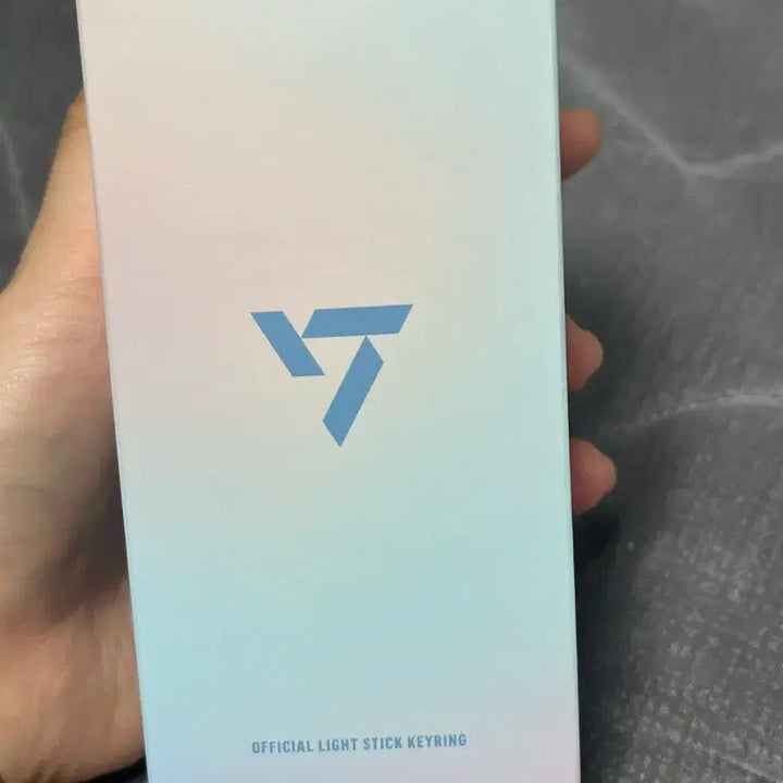[BUNJANG] SEVENTEEN Official Lightstick Keyring / 세븐틴 응원봉 키링