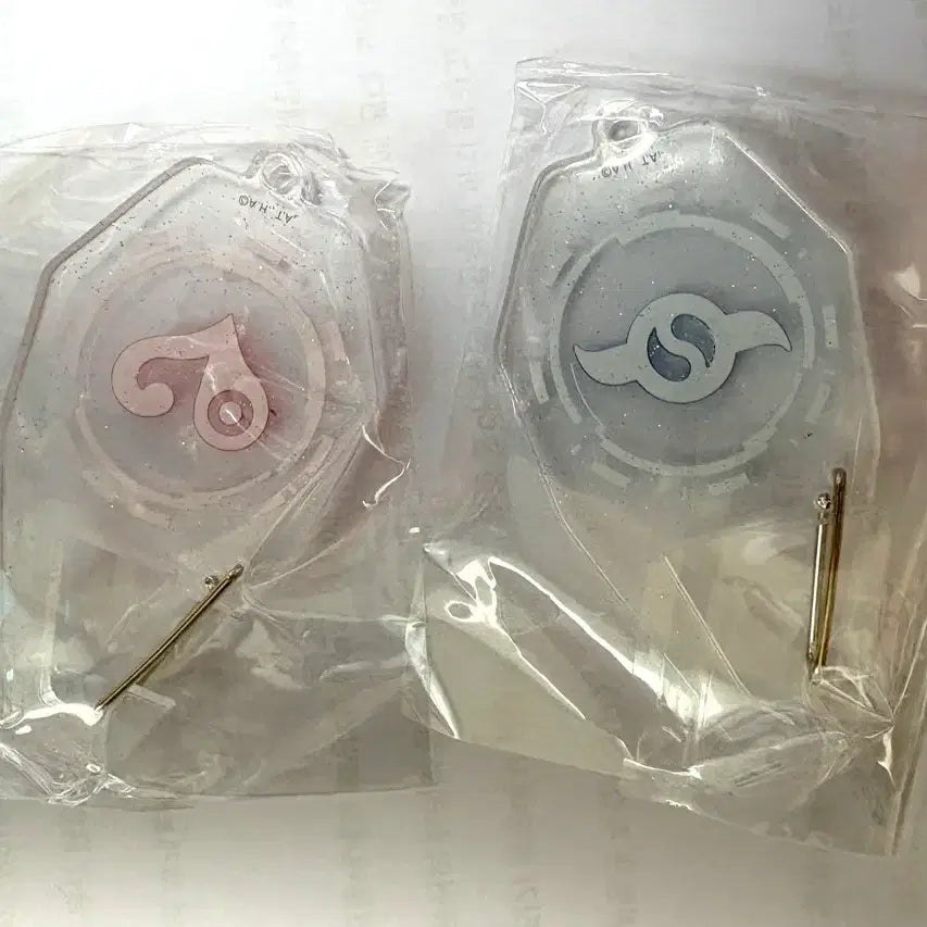 [BUNJANG] Digimon Emblem of Love, Emblem of Friendship Carabiner / 디지몬 사랑의 문장, 우정의 문장 카라버너