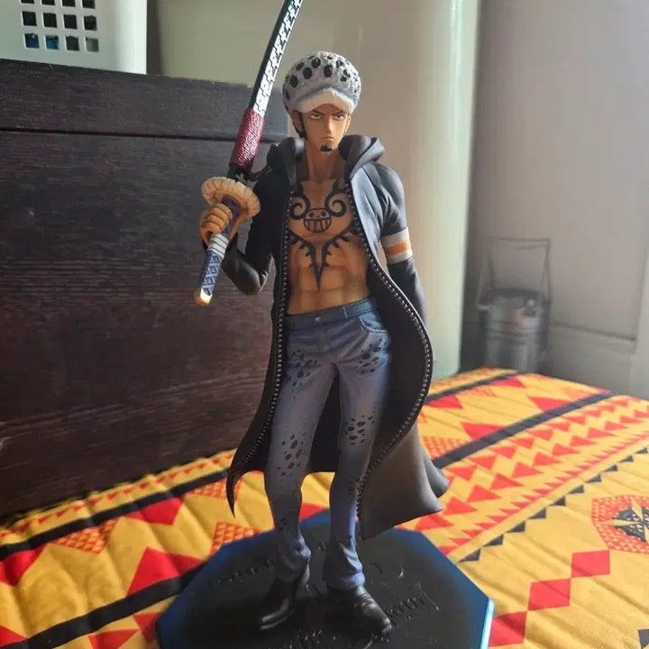 [BUNJANG] MegaHouse Portrait.Of.Pirates Trafalgar Law Ver.2 Figure / 트라팔가 로 피규어
