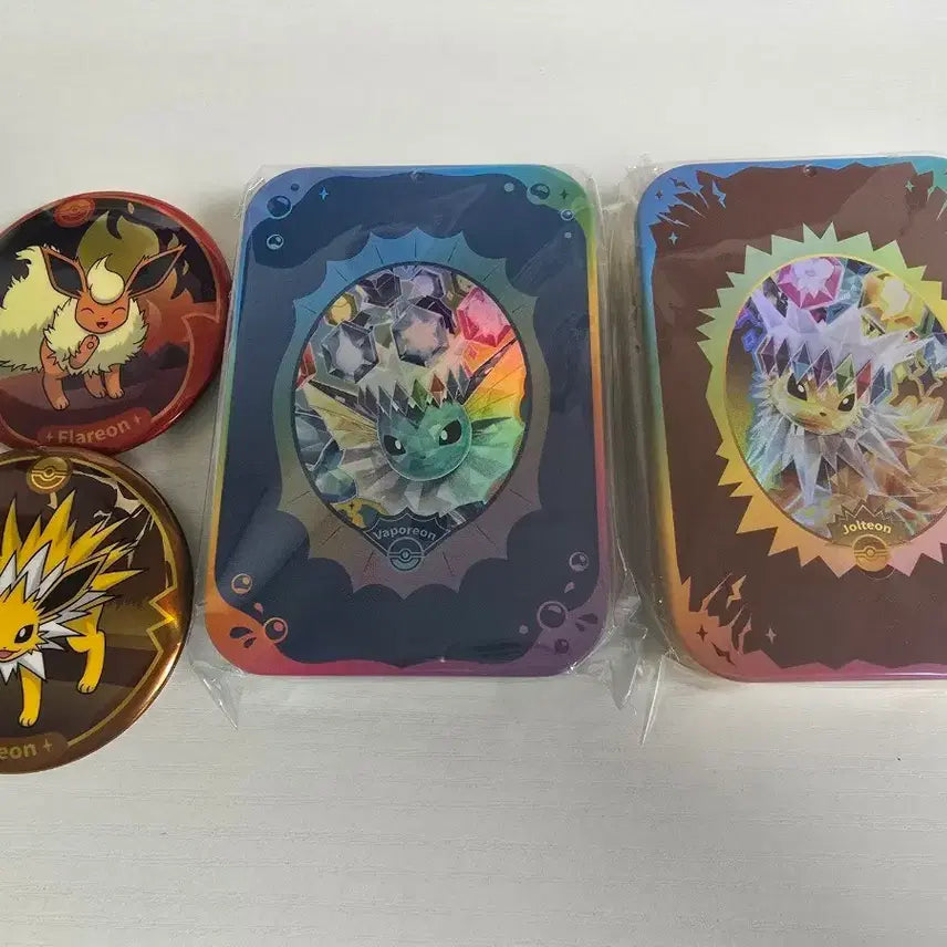 [BUNJANG] E.Views Vaporeon Jolteon Flareon Tin Case Badge Bundle Set / 이브이즈 샤미드 쥬피썬더 틴케이스 뱃지 일괄