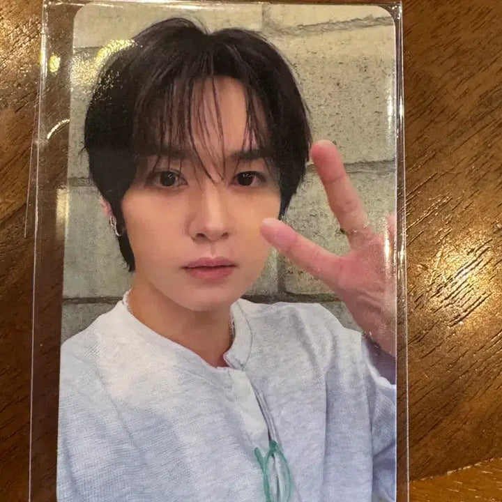 [BUNJANG] Stray Kids Lee Know Music Core Music Bank Photocard / 스키즈 스트레이키즈 리노 공방 음중 뮤뱅 포카 포토카드