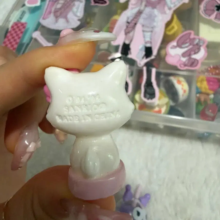 [BUNJANG] Sanrio Classic Kitty &amp; Kuromi Mini Figurines / 고전키티 챠미키티 쿠로미 미니 피규어 산리오