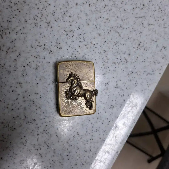 [BUNJANG] Horse Motif Zippo Lighter / 말 무늬  지포. 라이터