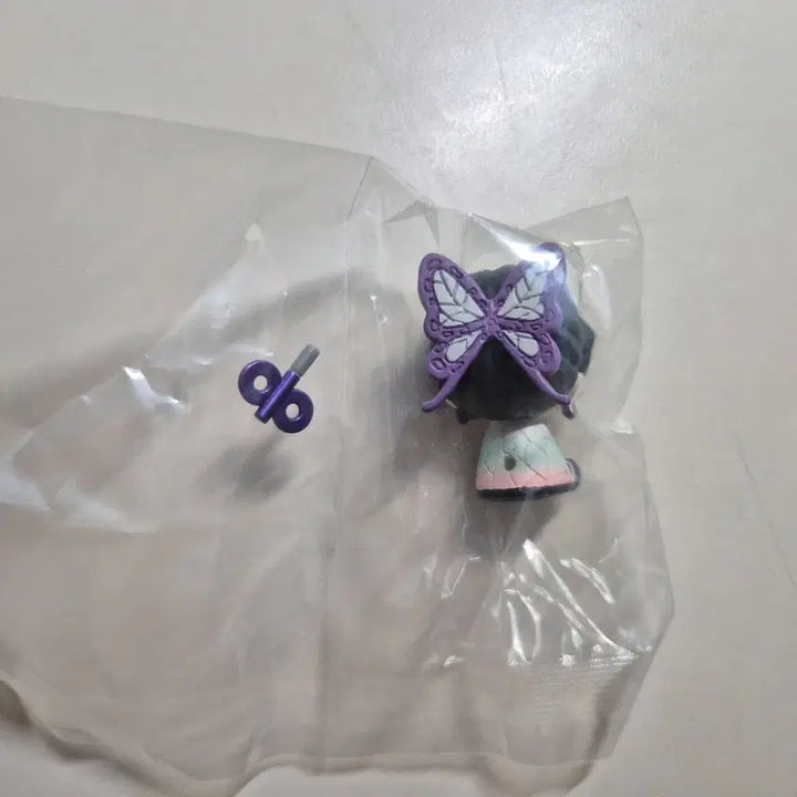 [BUNJANG] Demon Slayer Shinobu Kocho Wind-up Figure / 귀멸의 칼날 코쵸우 시노부 태엽 피규어