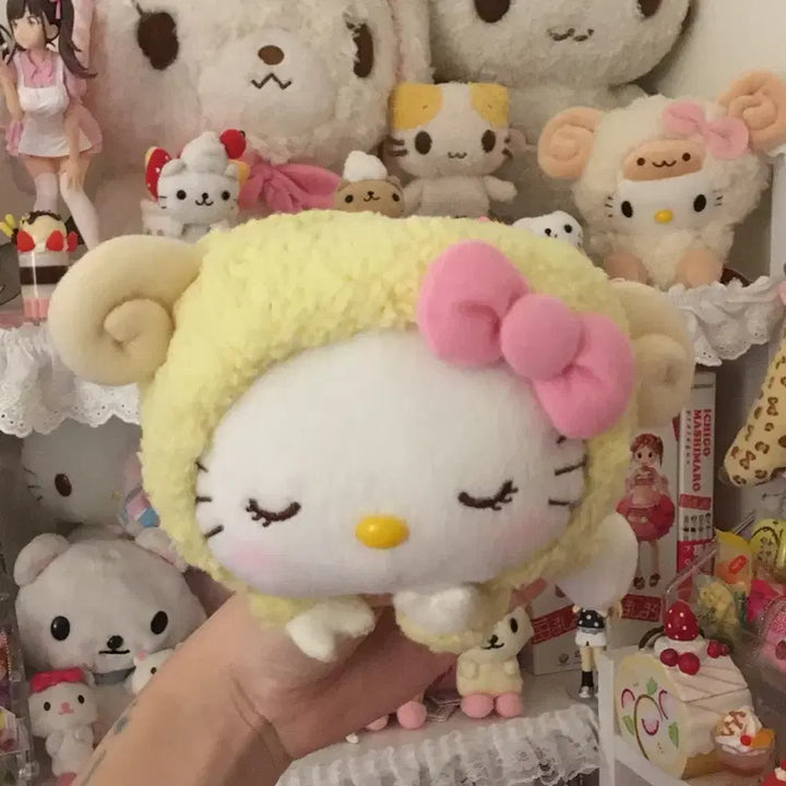 [BUNJANG] Vintage Sheep "Oyasu-mi" Kitty Plush / 고전 양 오야스미 키티