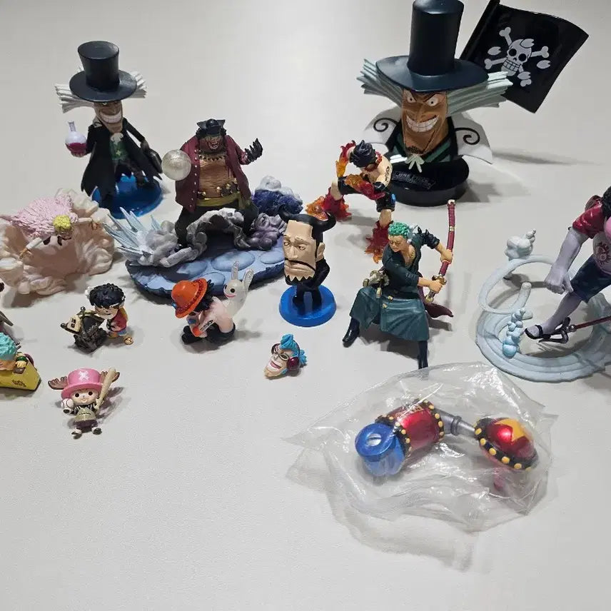 [BUNJANG] One Piece Character Figure Set (15 Types) / 원피스 캐릭터 피규어 세트 15종