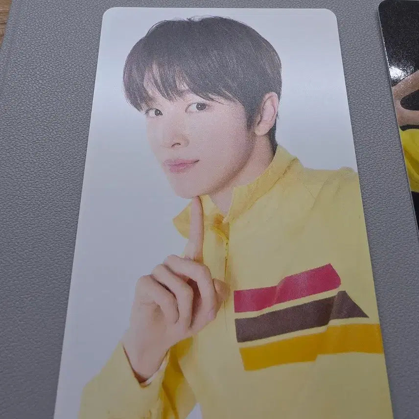 [BUNJANG] RIIZE Sungchan RPG Photocard Set / 라이즈 성찬 RPG 랜덤포카3장+6000엔 스티커1장
