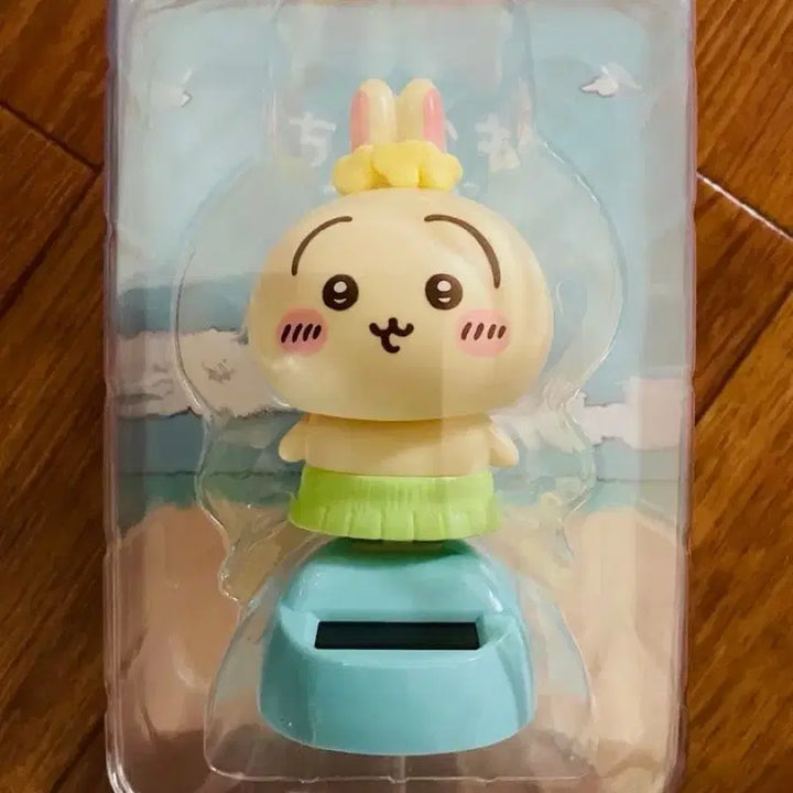 [BUNJANG] Chiiikawa Mermaid Island Secret Yurayura Figure Usagi / 치이카와 먼작귀 인어섬의 비밀 머메이드 아일랜드 유라유라 솔라 태양광 피규어 우사기