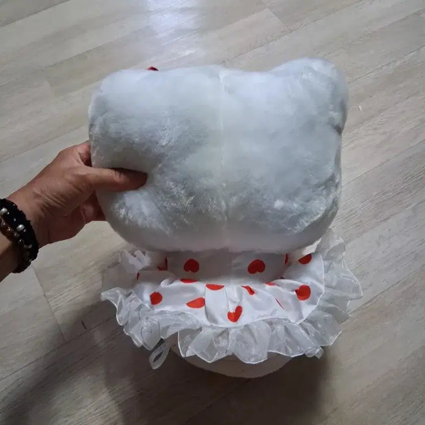 [BUNJANG] Hello Kitty Plush Doll / 헬로키티 봉제인형 (무료배송)