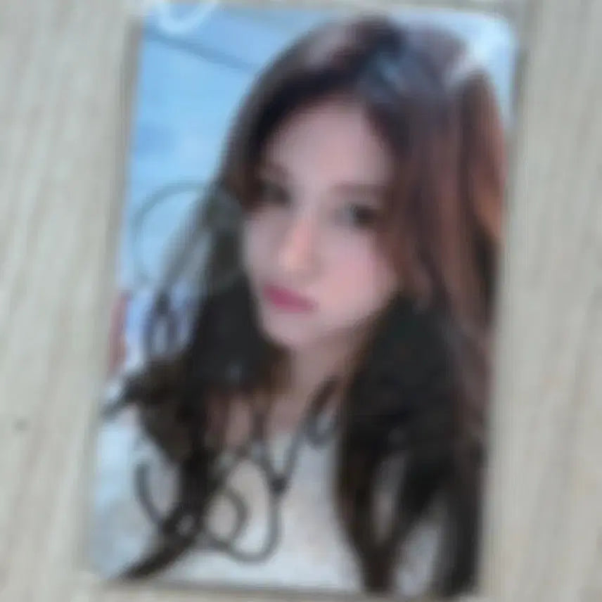[BUNJANG] Jeon Somi Autographed Polaroid / 전소미 친필 폴라