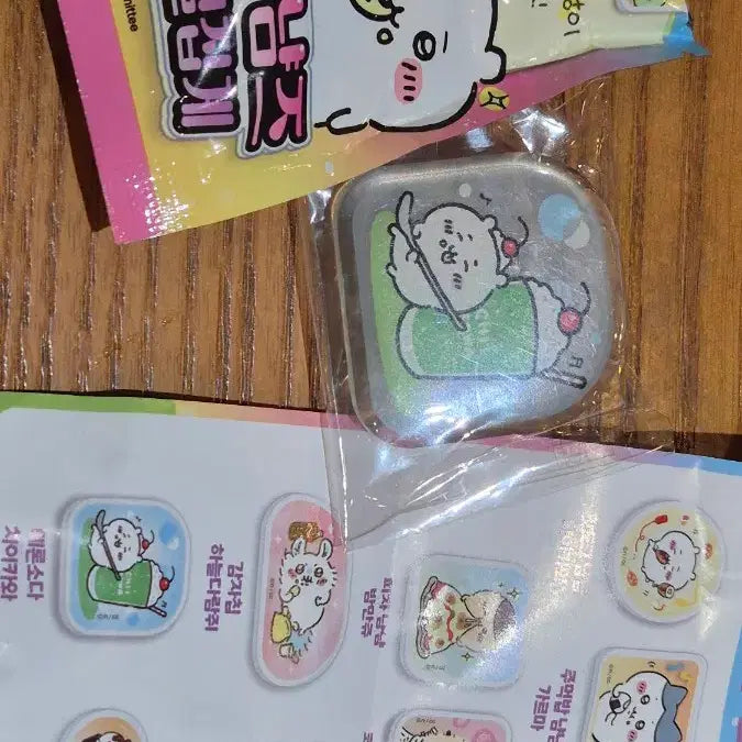 [BUNJANG] Chiikawa Nyam Nyamz Random Acrylic Clip Melon Soda / 치이카와 먼작귀 냠냠즈 랜덤 아크릴집게 메론소다 치이카와