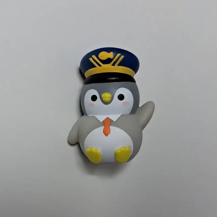 [BUNJANG] Animal Gacha Penguin Mini Figure Goods / 동물 가챠 펭귄 미니피규어 굿즈