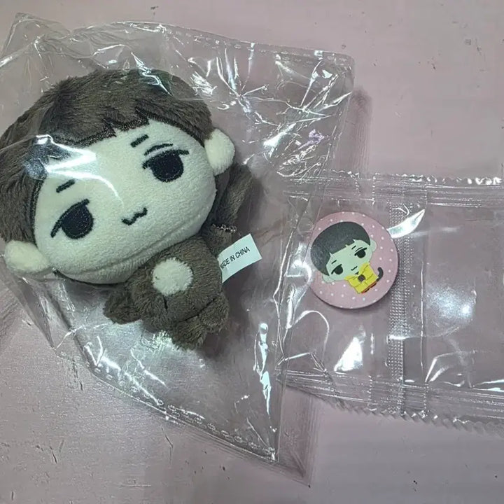 [BUNJANG] KORTIS SungHyun Unsealed Doll / 코르티스 성현 엄싱이 인형 미개봉