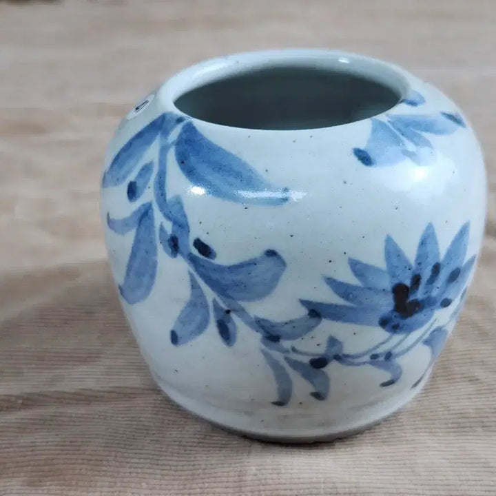 [BUNJANG] Korean Blue-and-White Porcelain "San-juk" Bamboo and Lotus Flower Motif Brush Washer / 한국청화백자 산죽 파련문양 필세