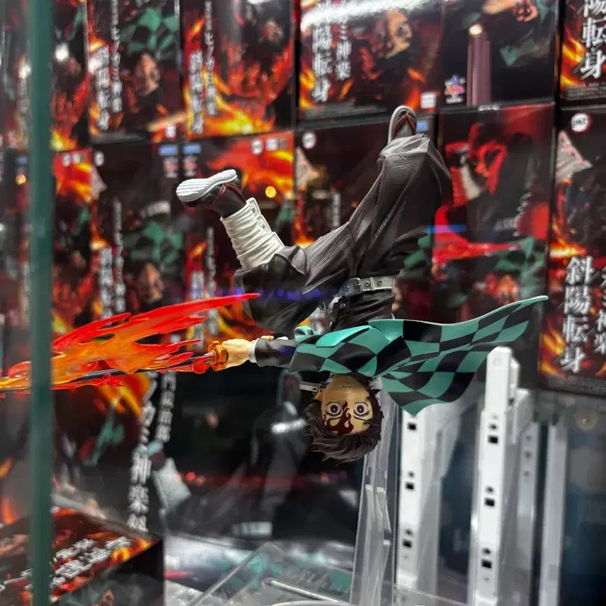 [BUNJANG] Demon Slayer: Kimetsu no Yaiba Tanjiro Kamado Hinokami Kagura Water Breathing Full Body Figure / 귀멸의 칼날 카마도 탄지로 히노카미 카구라 해의 호흡 사양전신 피규어