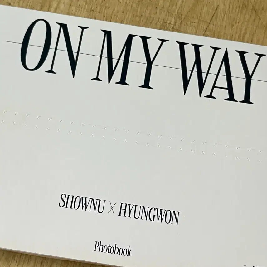 [BUNJANG] Monsta X Shownu &amp; Hyungwon ON MY WAY Photobook / 몬스타엑스 셔누형원  ON MY WAY 몬엑 포토북
