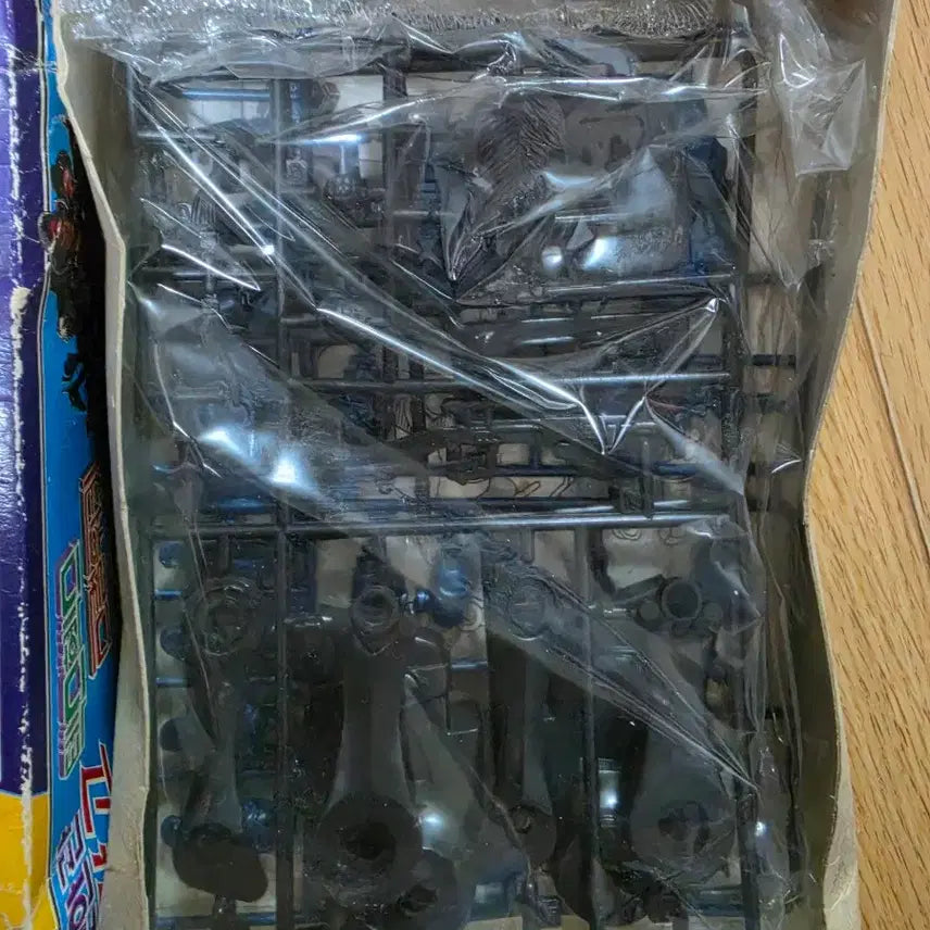 [BUNJANG] Central Science Space Sheriff Gavan Plastic Model Kit / 중앙과학 우주보안관장고 프라모델