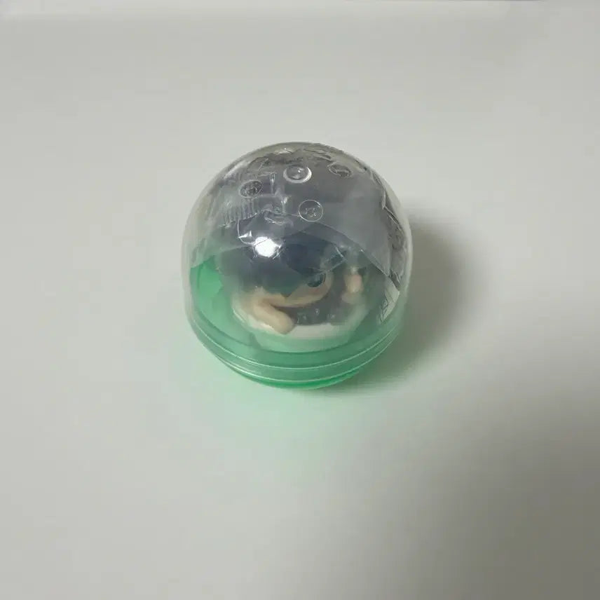 [BUNJANG] Blue Lock Yoichi Isagi Bubble Gacha Figure (Sealed) / (미개봉) 블루 록 이사기 요이치 버블탄 가챠 피규어