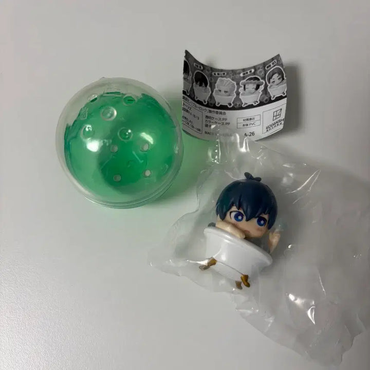 [BUNJANG] Blue Lock Yoichi Isagi Bubble Gacha Figure (Sealed) / (미개봉) 블루 록 이사기 요이치 버블탄 가챠 피규어