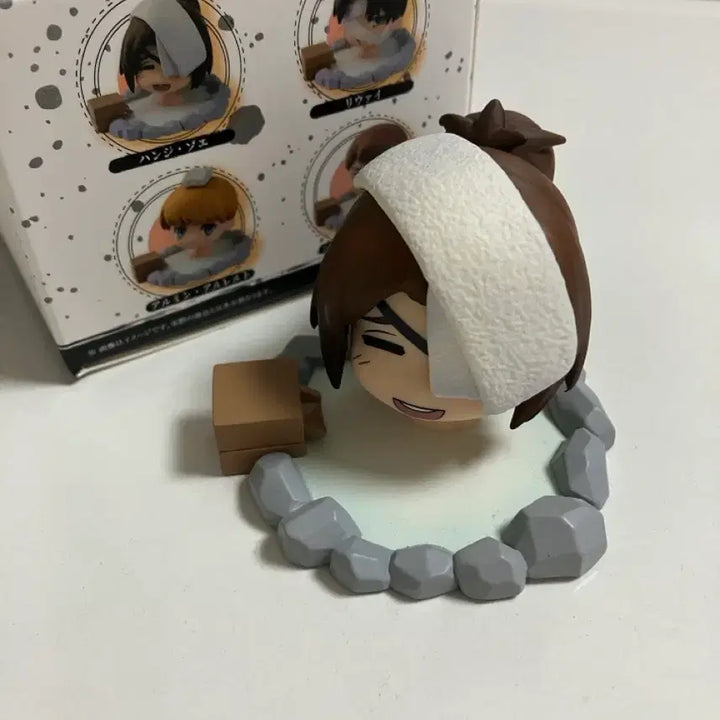 [BUNJANG] Attack on Titan Hanji Bathhouse Figure / 박스0)진격거 한지 조에 온천 피규어 목욕 진격의 거인