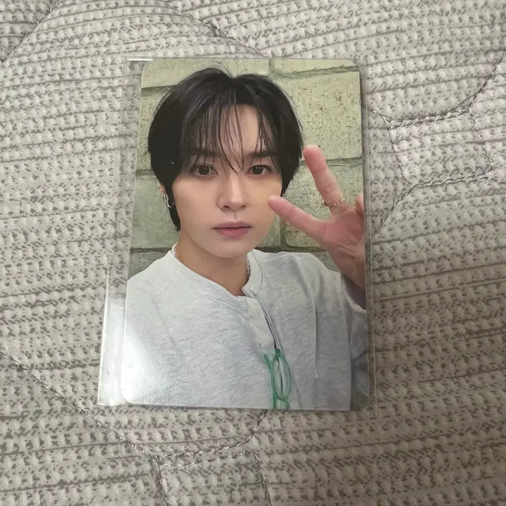 [BUNJANG] Stray Kids SKZ Lee Know DISORDER Official Photocard / 스키즈 스트레이키즈 리노 디스앤댓 공방 포카
