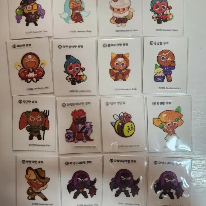 [BUNJANG] Pokemon, Cookie Run, Sanrio Sticker Bundle Set / 포켓몬(18종)+ 쿠키런(13종)+ 산리오(3종) 띠부실 일괄 판매