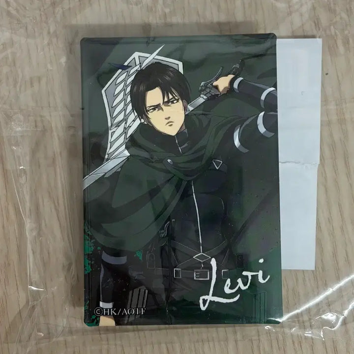 [BUNJANG] Attack on Titan Levi Stand Can Badge / 진격의 거인 진격거 리바이 스탠드 캔뱃지