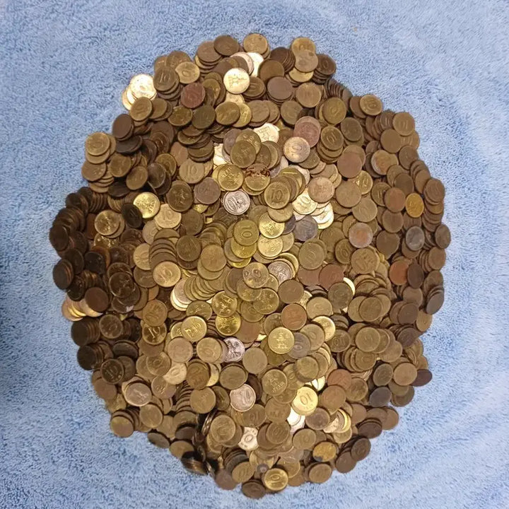 [BUNJANG] 1970s-2020s 10 Won Circulation Coins (Bundle) / 10원 구동전 70년도~20년 10,150kg 2600개 특판매