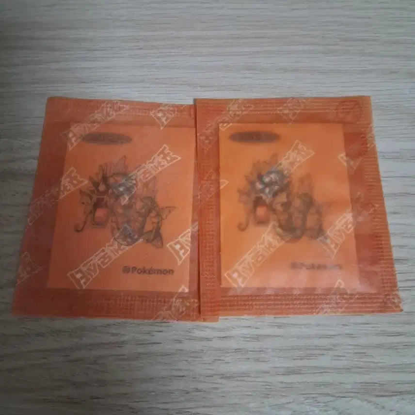 [BUNJANG] Gyarados Sealed Sticker Bundle Set / 갸라도스 미개봉 띠부씰 일괄