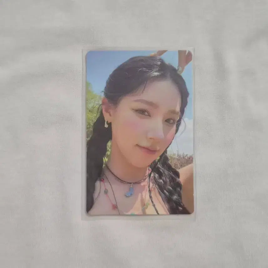 [BUNJANG]  (G)I-DLE 2023 Pretty Concert Fanclub Live Photocard Miyeon / 여자아이들 2023 프리티콘 팬클럽 공방 포카 미연