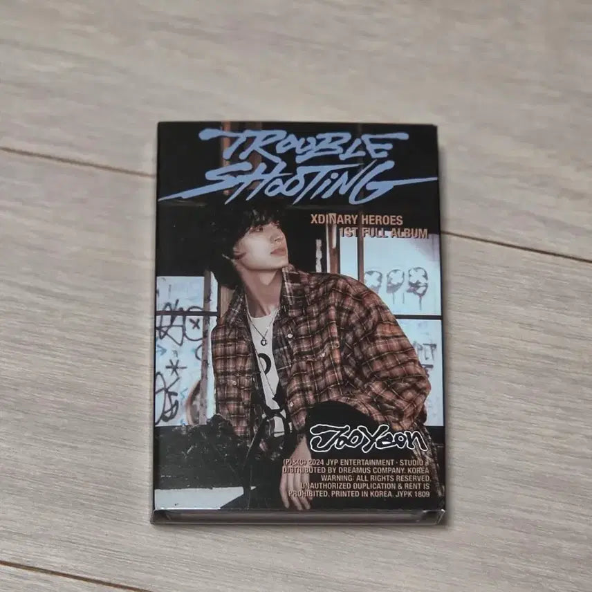 [BUNJANG] THE BOYZ Trouble Shooting Album Juyeon Version / 엑디즈 Trouble Shooting 네모 앨범 주연 버전