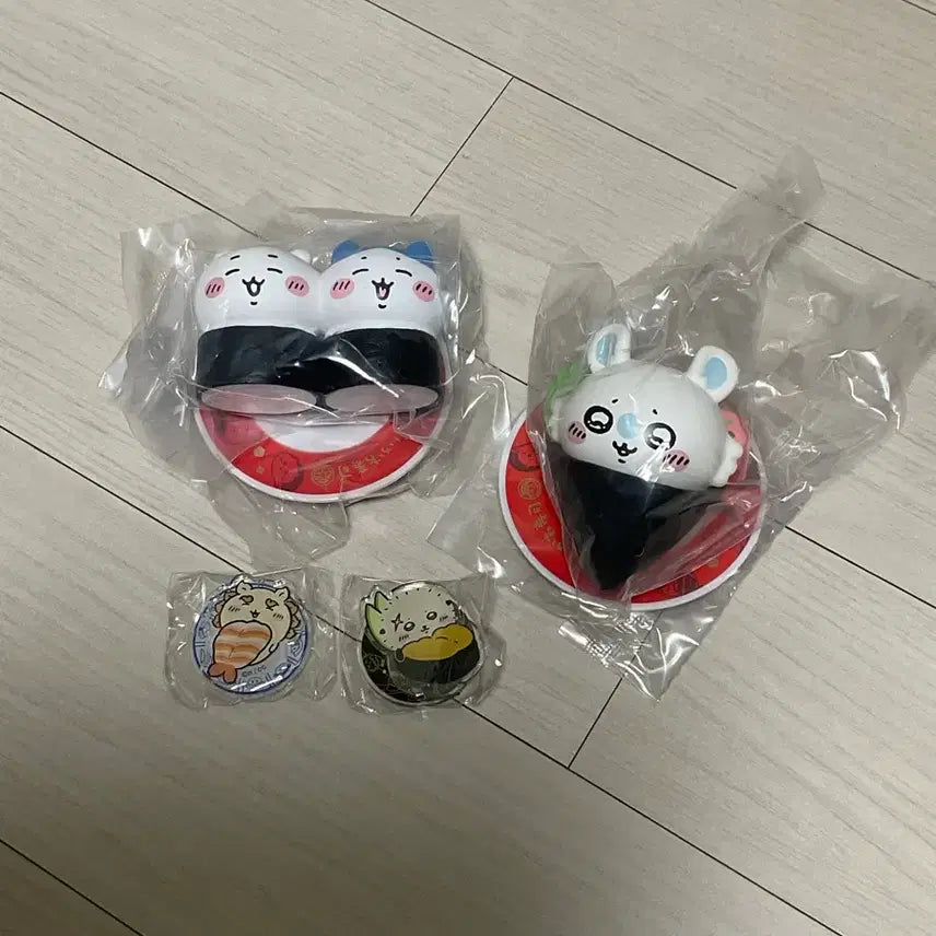 [BUNJANG] Chiikawa Sushi Pop-up Exclusive Momonga &amp; Shisa Set / 치이카와 먼작귀 스시 팝업 판매&amp;교환 모몽가 치이하치 시사 랏코 모몽가 세트