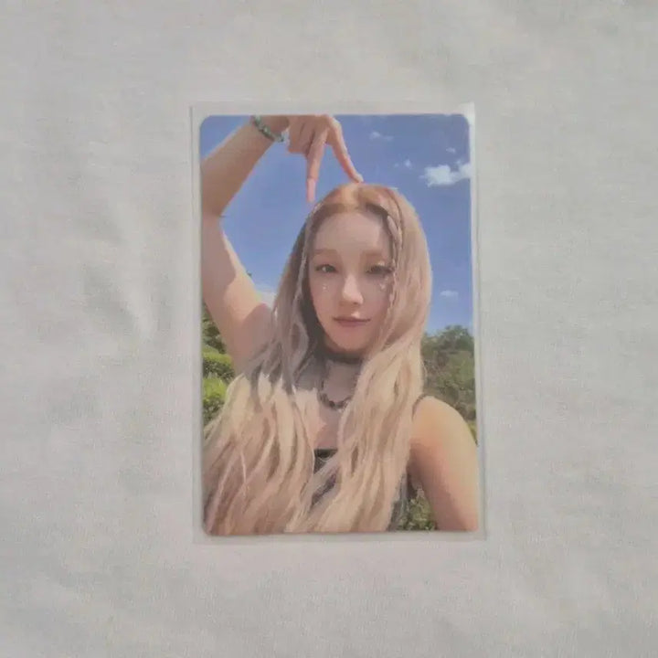 [BUNJANG] G)I-DLE 2023 PRETTYCON Fanclub Studio Photocard Minnie / 여자아이들 2023 프리티콘 팬클럽 공방 포카 우기