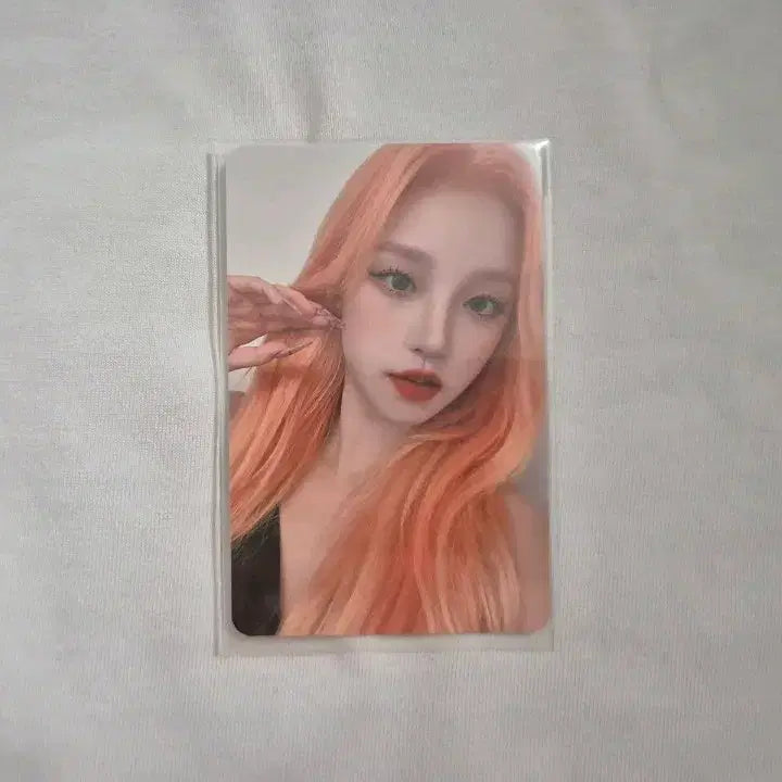 [BUNJANG]  (G)I-DLE I LOVE (Nude Ver.) - Yuqi Photocard / 여자아이들  I LOVE 누드 우기 앨범 포카